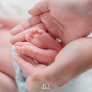why book newborn photos early